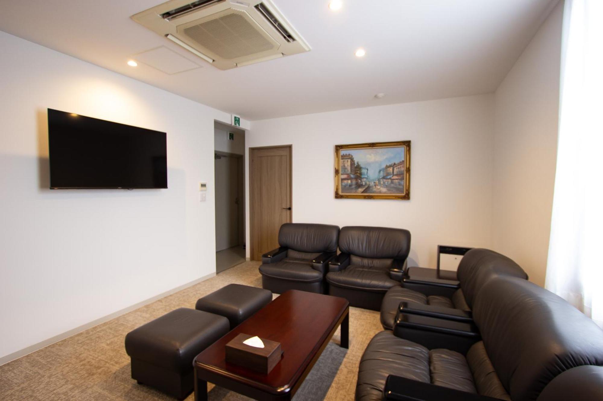 Hiro Building Apartment Stay Фукуока Экстерьер фото